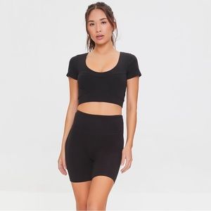 Forever 21 cropped workout top size S